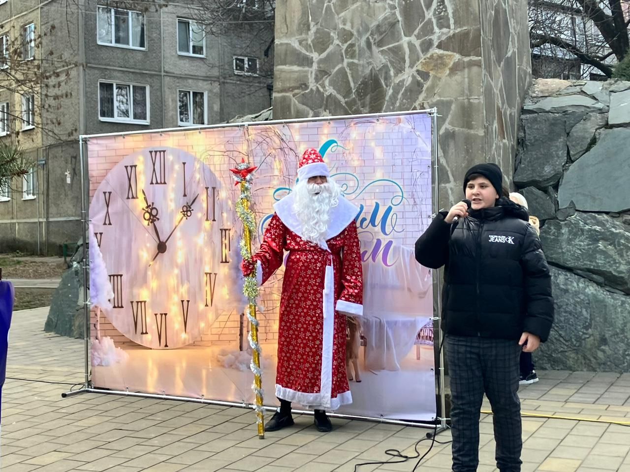 photo_5240226616905420369_y