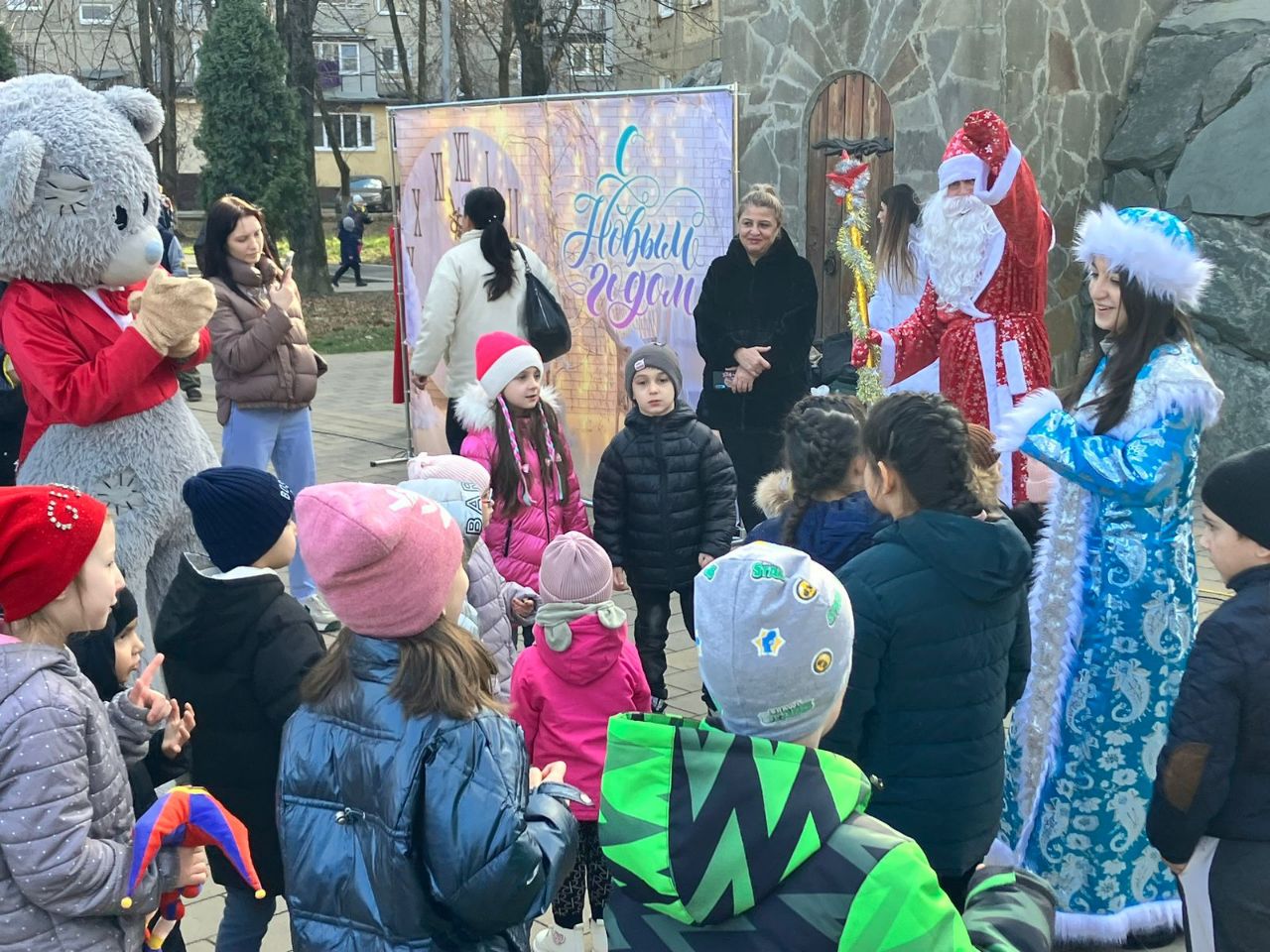 photo_5240226616905420370_y